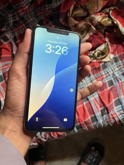 iPhone XS Max eSIM working