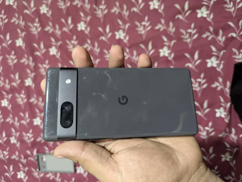 Google Pixel 7a 4