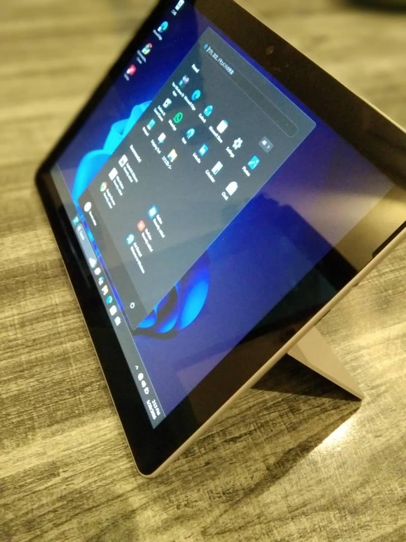 Microsoft Surface Go tablet 1