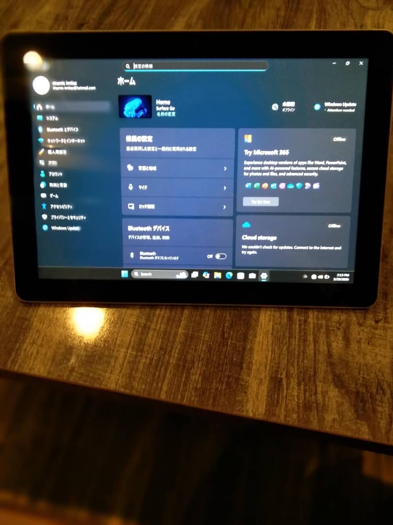 Microsoft Surface Go tablet 7