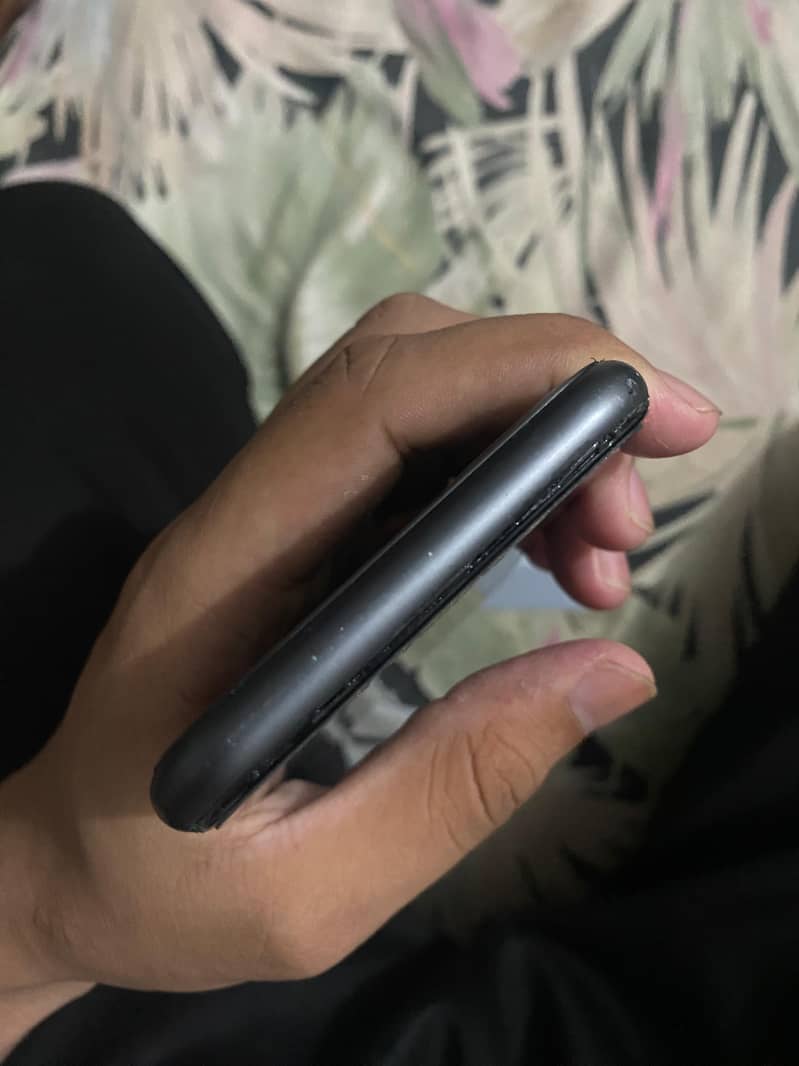 Apple iPhone 11 2