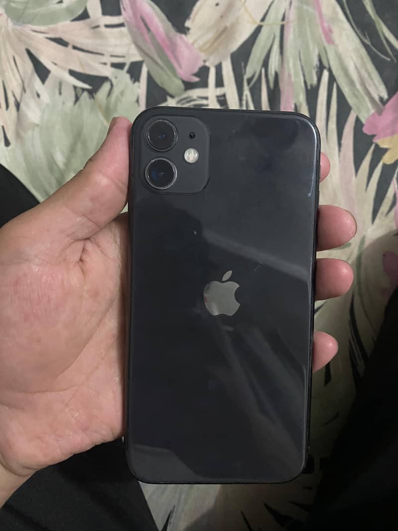 Apple iPhone 11 3
