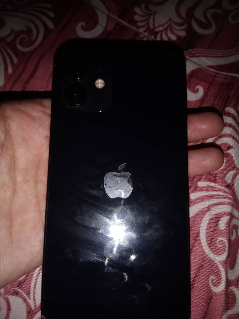 Apple iPhone 12 3