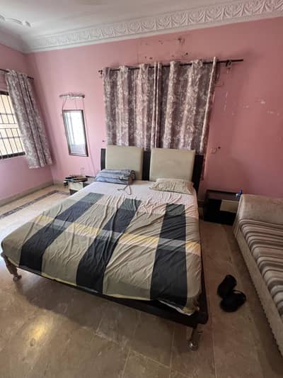 Luxurious bed set complete 6 pcs.