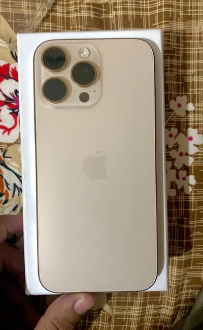 Apple iPhone 16 Pro Max