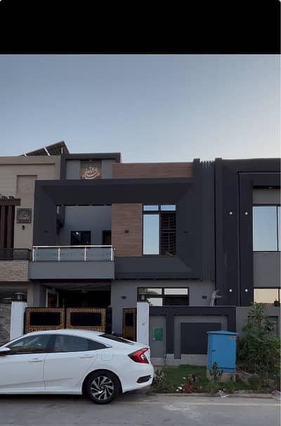 5 Marla Modern House In Bahria Nasheman
