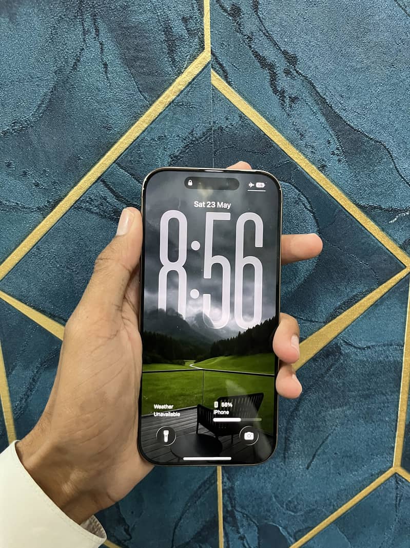 iPhone 16 Pro 2