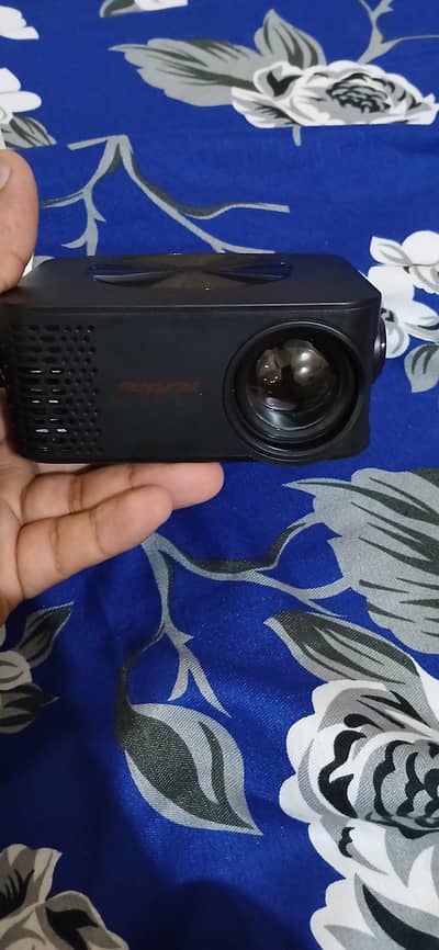 wifi mini projector