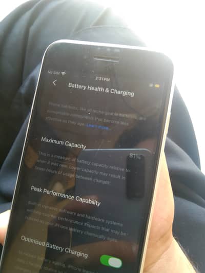 Apple iPhone SE