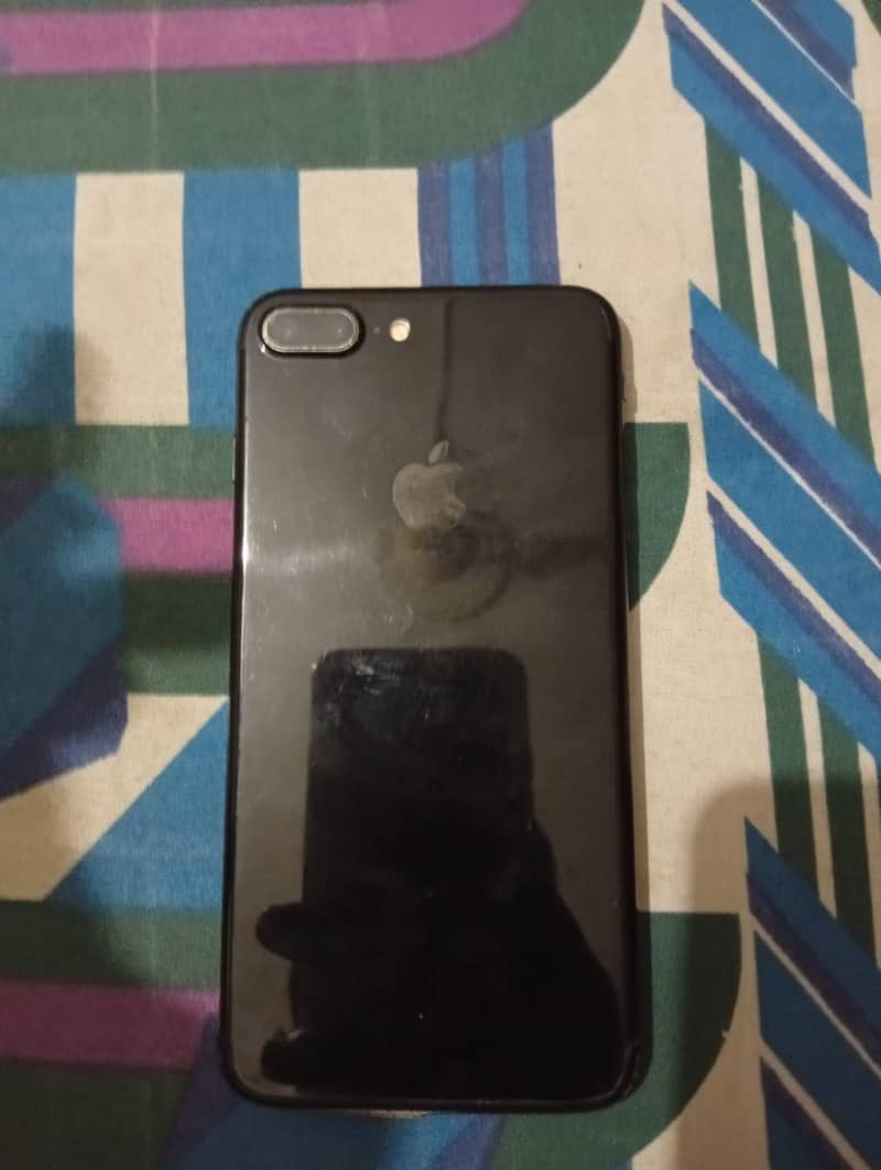 Apple iPhone 7 Plus 0