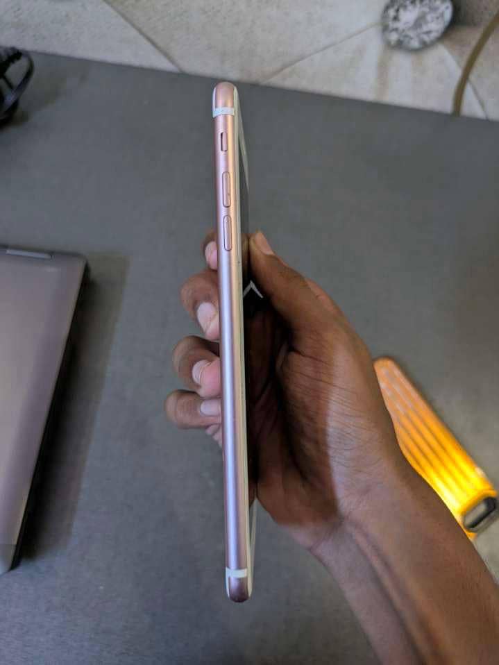 Apple iPhone 7 Plus 1
