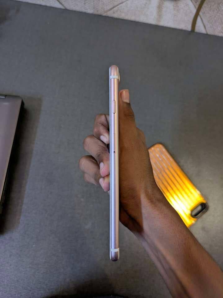 Apple iPhone 7 Plus 4