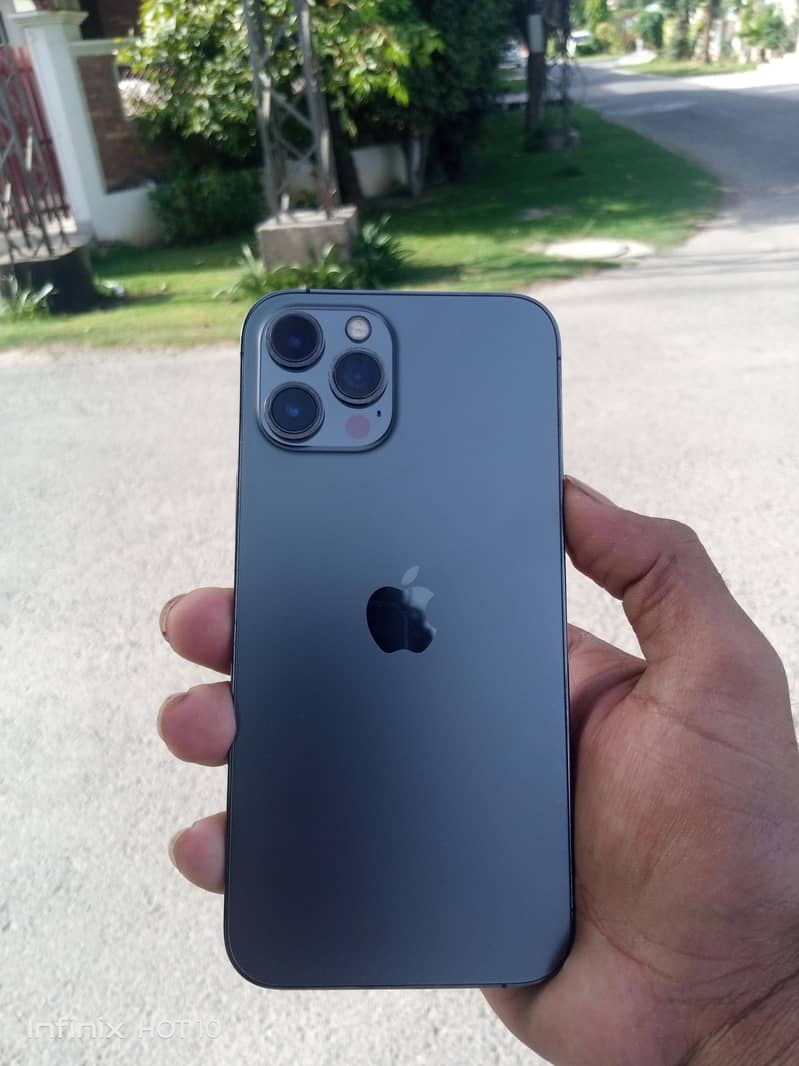 iphone 12 pro max 3