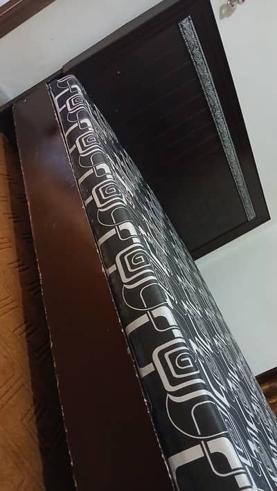 King Size Mattress Available for Sale – Used but in Good Condition