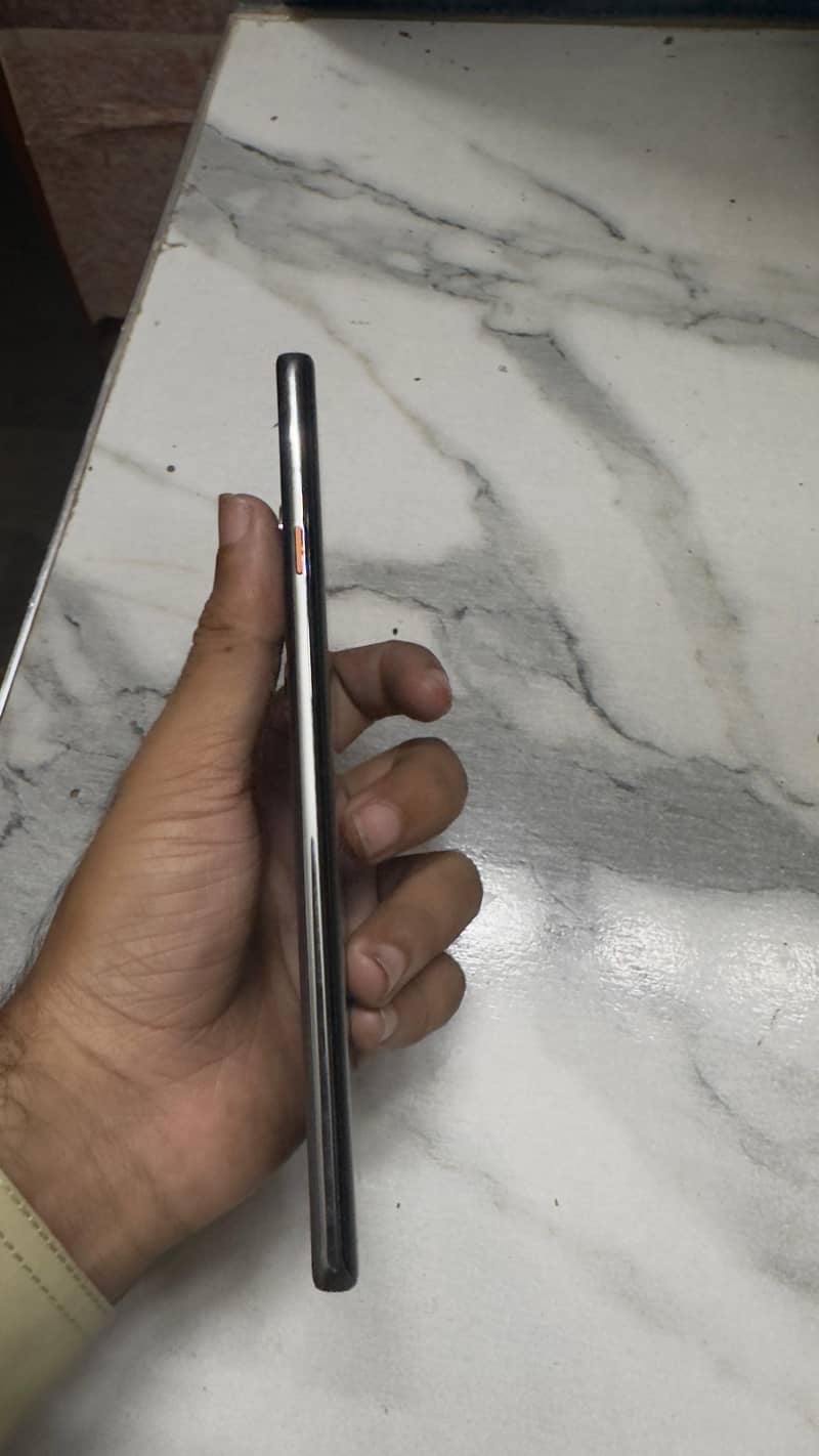 Tecno CAMON 40 Pro 3