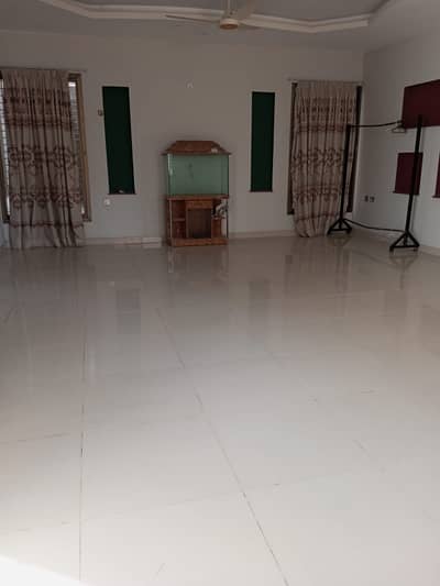 Stunning and affordable Upper Portion available for rent in Gulshan-e-Iqbal