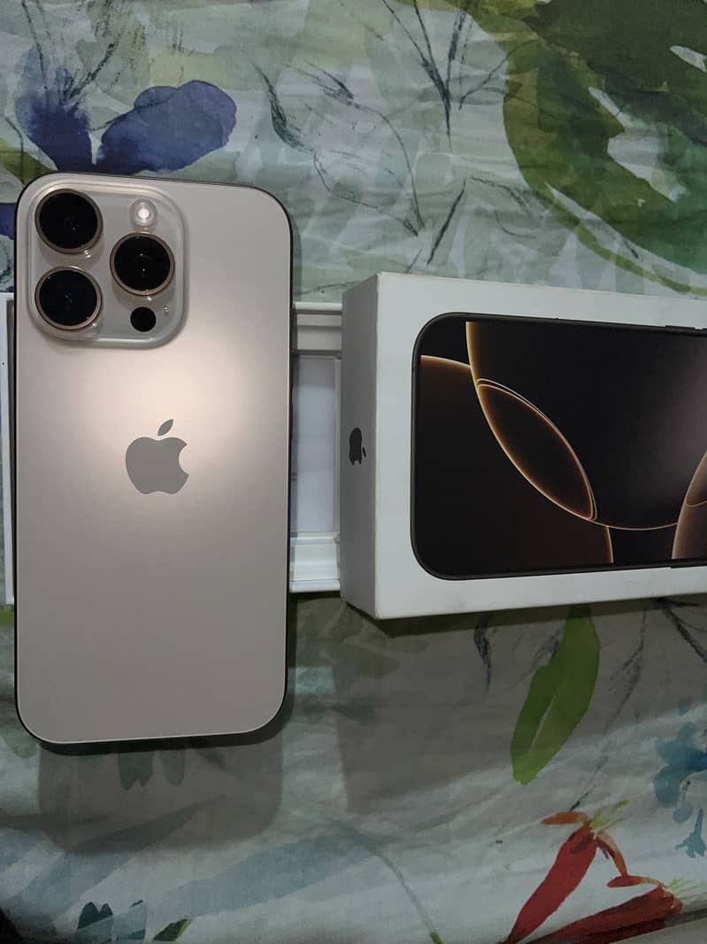 Apple iPhone 16 Pro 6