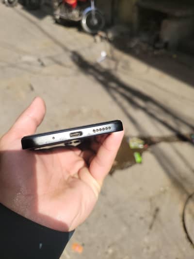 redme 12 8/128