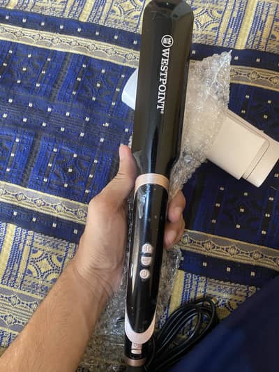 Brand New Westpoint Deluxe Hair Straightener WF-6808