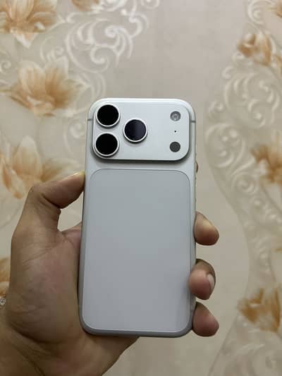 iPhone 17 Pro 256GB JV – 100% Battery – 17 Cycles