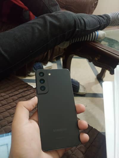 Samsung S22
