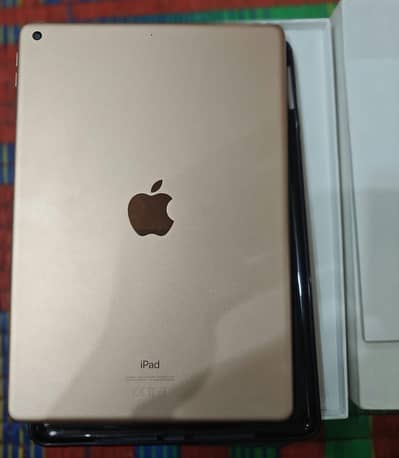 Apple Ipad 8th Generation 10/10 Condition