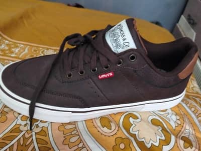 LEVI'S