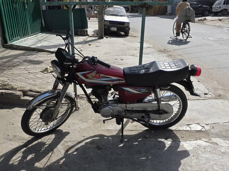 Honda CG 125 2015 Model First Owner 0