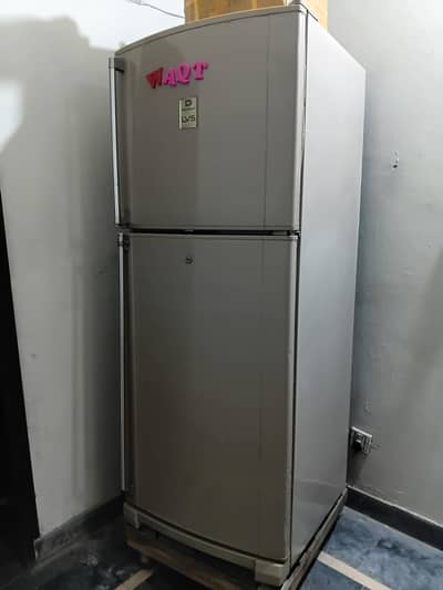 Dewlance Refrigerator