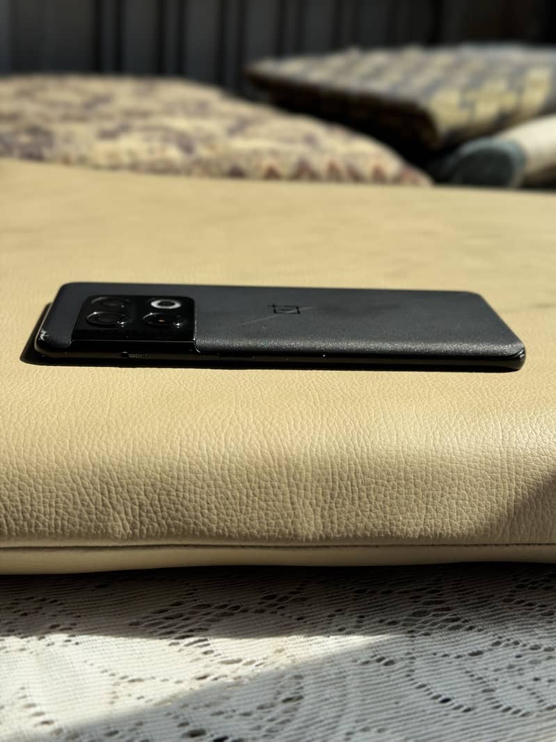 One Plus 10 Pro 3