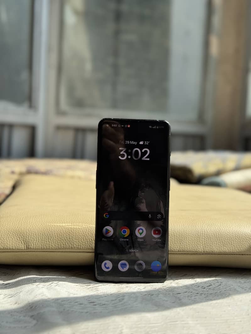 One Plus 10 Pro 5