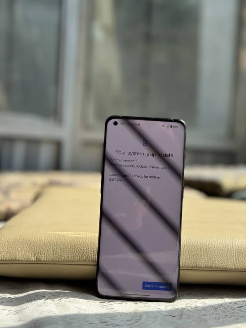 One Plus 10 Pro 6