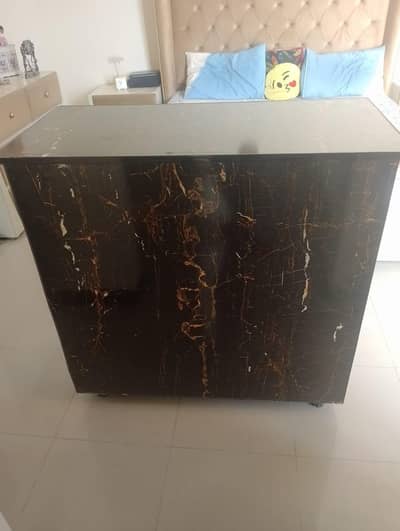 Iron stand cum table