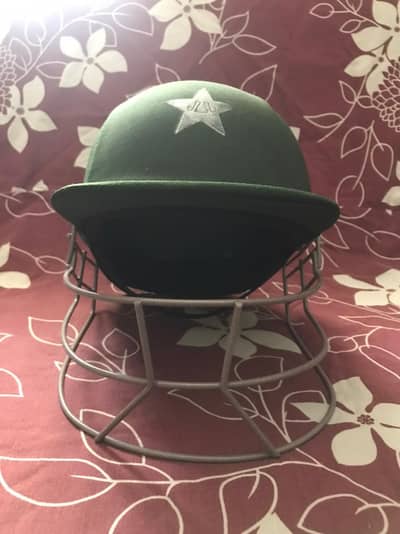 Hard ball Cricket helmet for sell