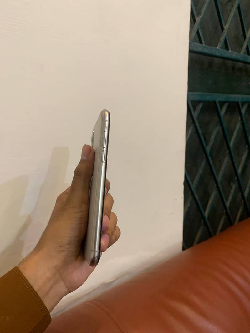 Apple iPhone X 2