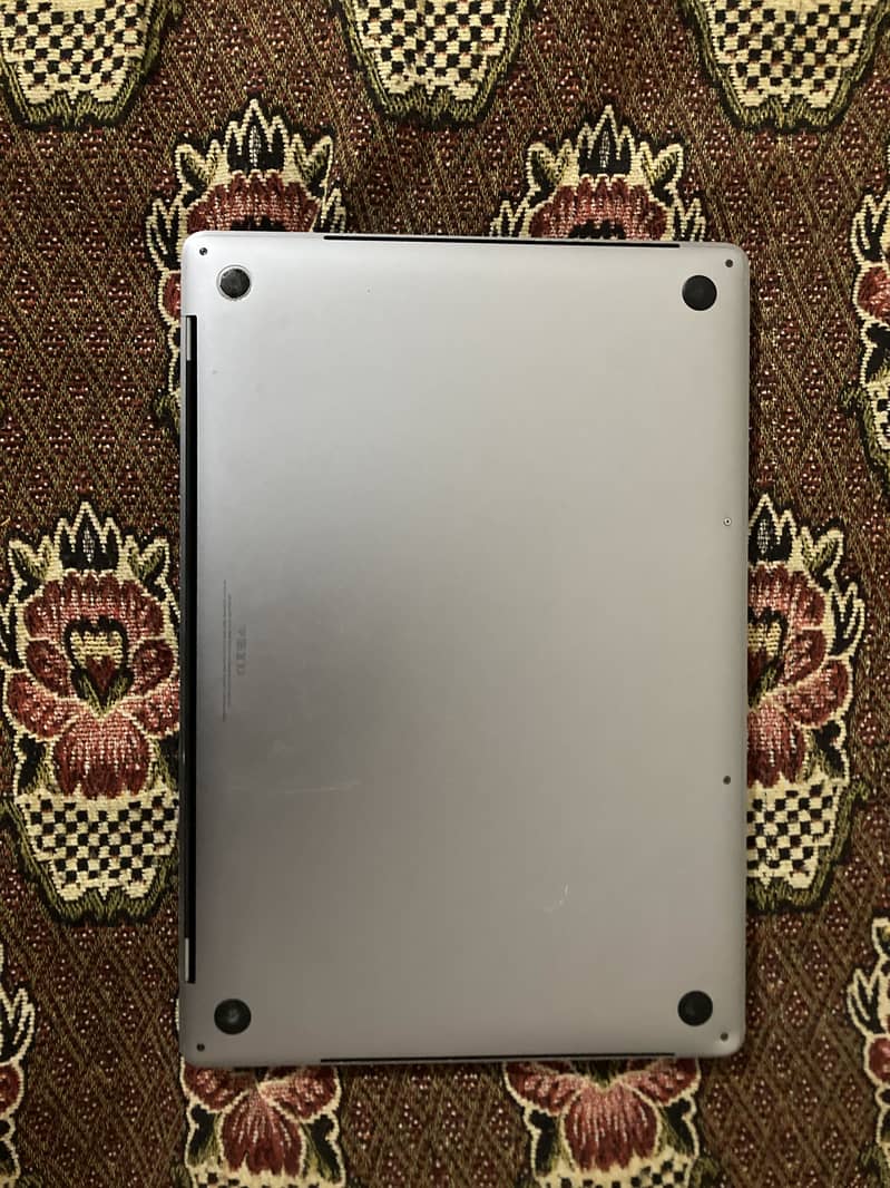 macbook 2019 2