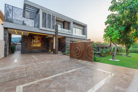 D H A Lahore 1 Kanal Brand New Owner Build Design House Fully Furnished Full Basement With 100% Original Pics Available For Rent