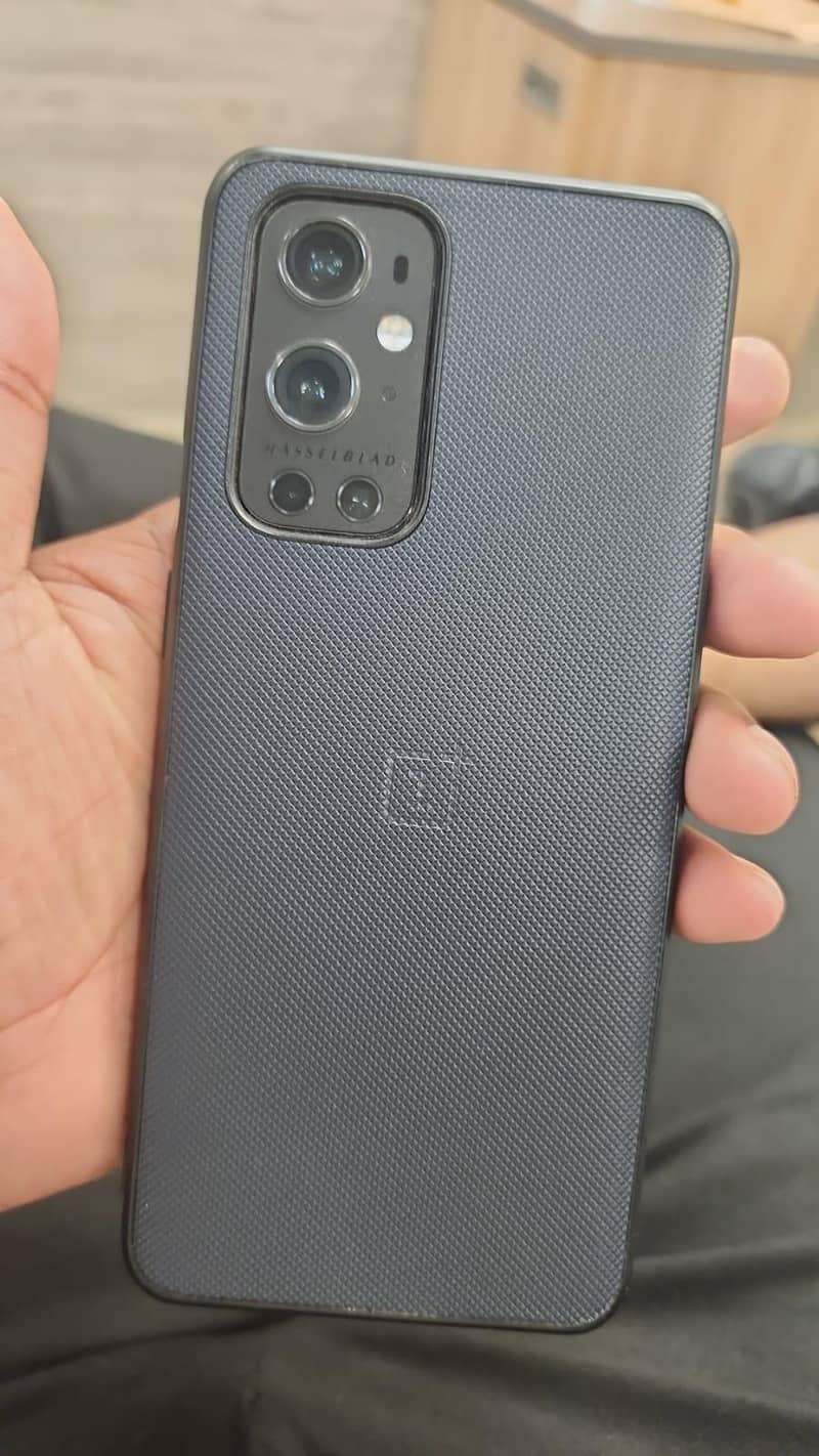 One Plus 9 Pro 0