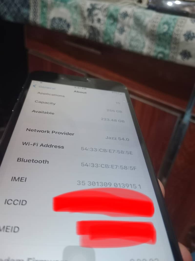 Apple iPhone 8 Plus 2