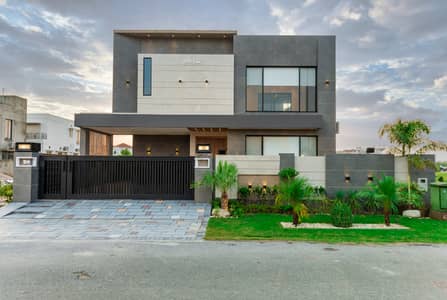 D H A Lahore 1 Kanal Brand New Mazher Munir Design House With 100% Original Pics Available For Rent