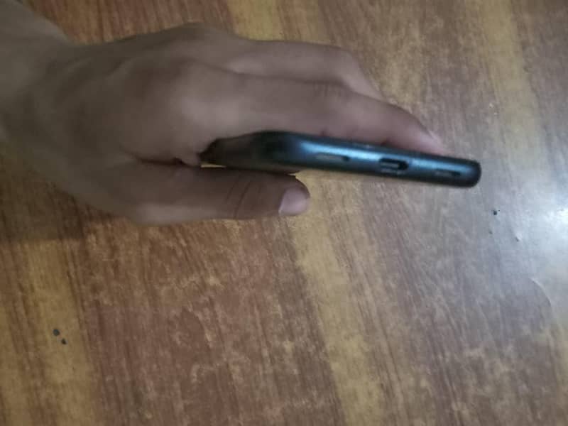 Google Pixel 4a 15