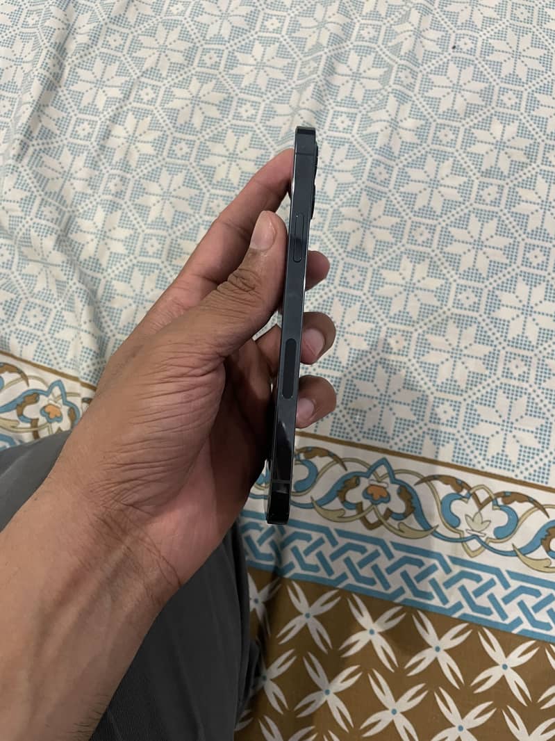 Iphone 12 pro 8