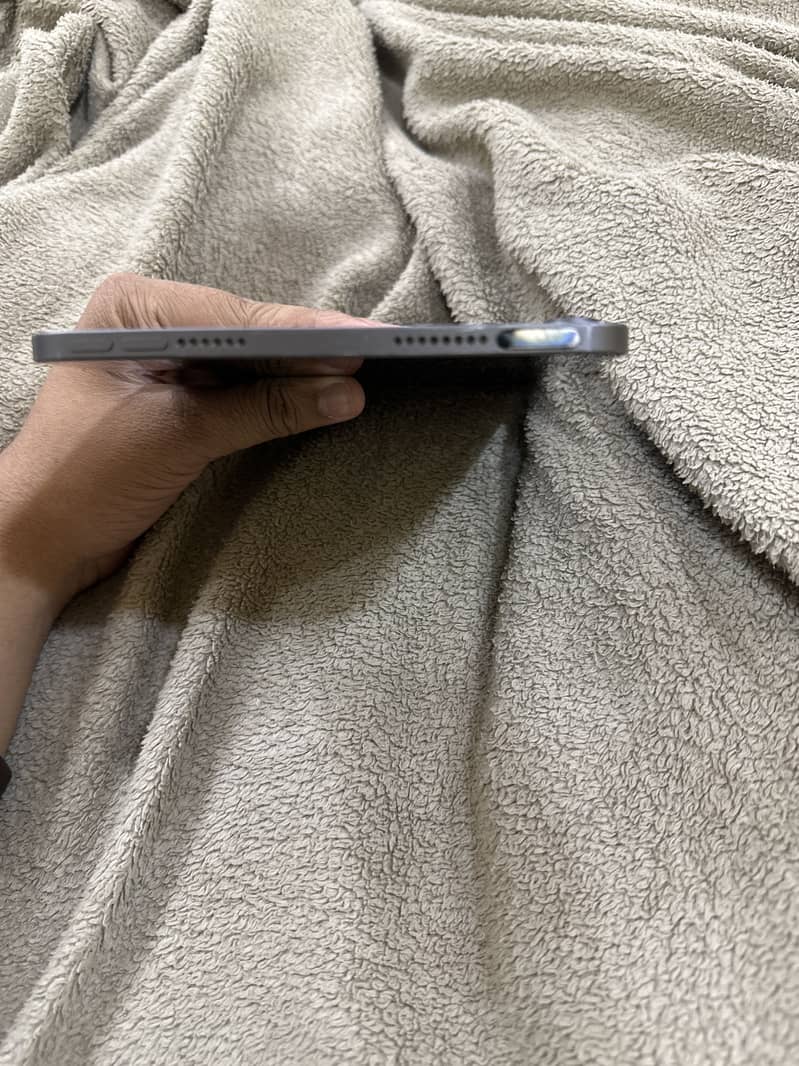 Mini 6 4