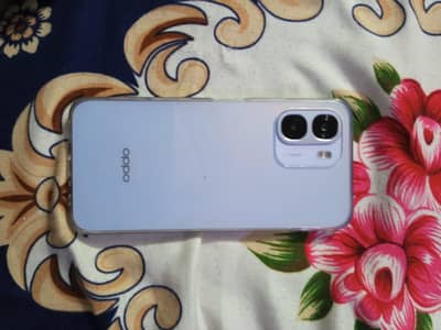 oppo A6k new mobile one month howa ha lya howa all ok ha warranty ha