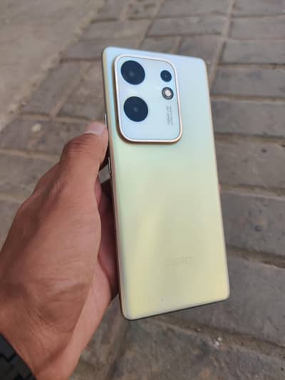 Infinix zero 30