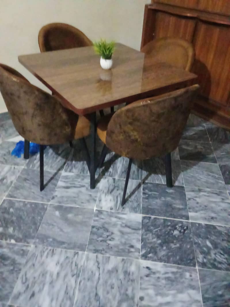 dinning table 1