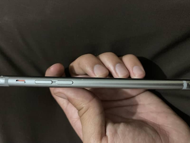 Apple iPhone 6 6