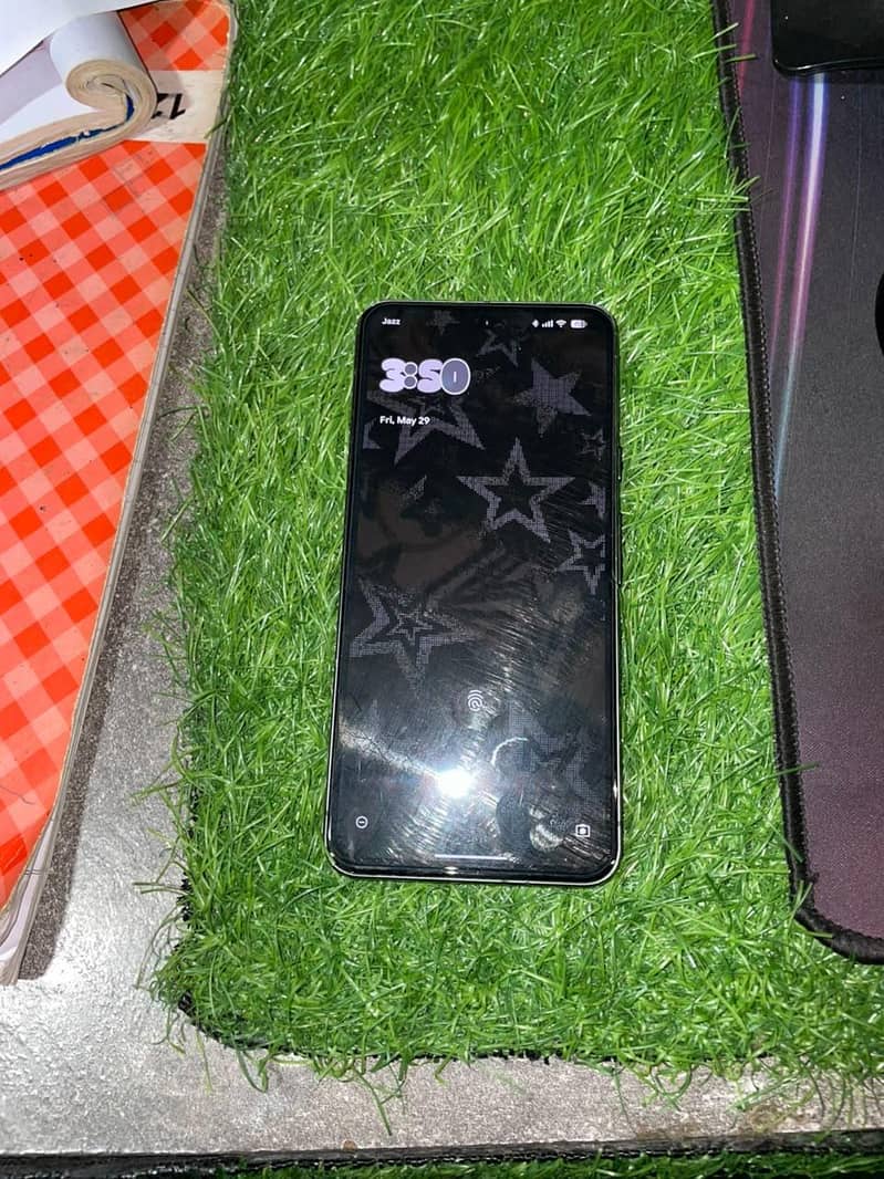 Google Pixel 8 1