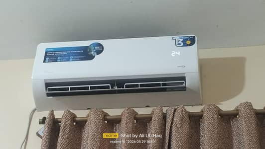Midea Extrame heat and cool