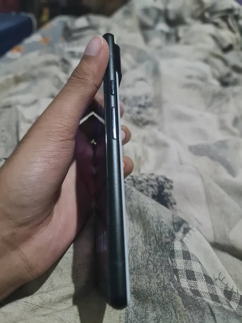 Google Pixel 6 5